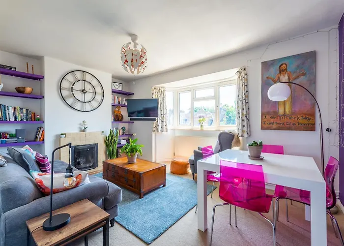 Pass The Keys Cozy 4-Bed With Garden In Trendy Stoke Newington